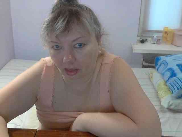 LucyAlexis webcam
