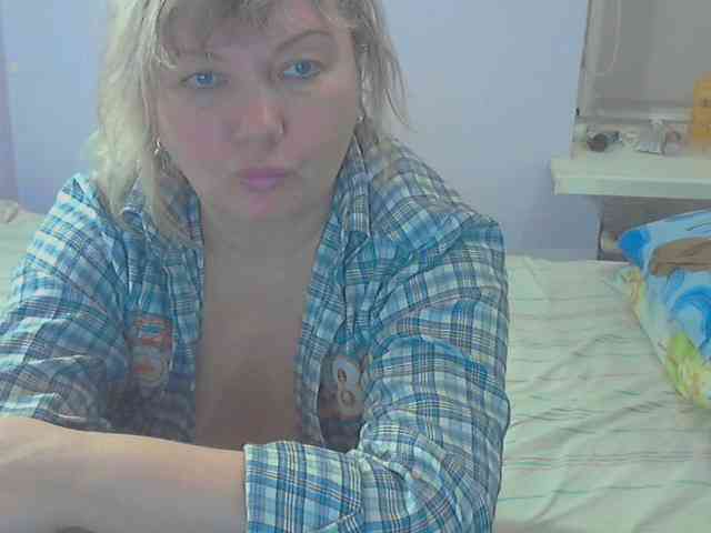 LucyAlexis webcam