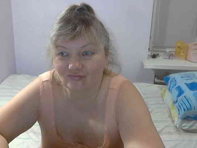 LucyAlexis webcam