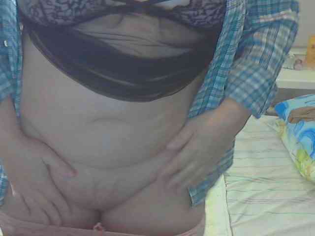 LucyAlexis webcam