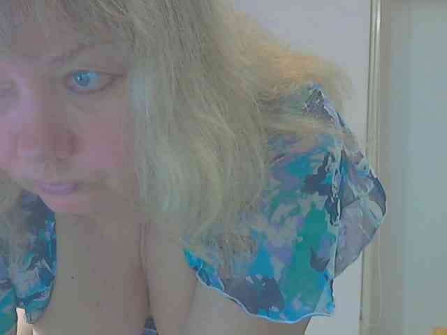 LucyAlexis webcam