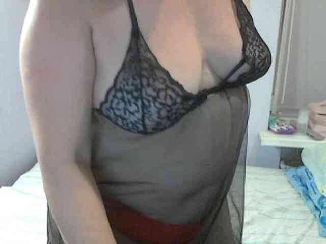 LucyAlexis webcam