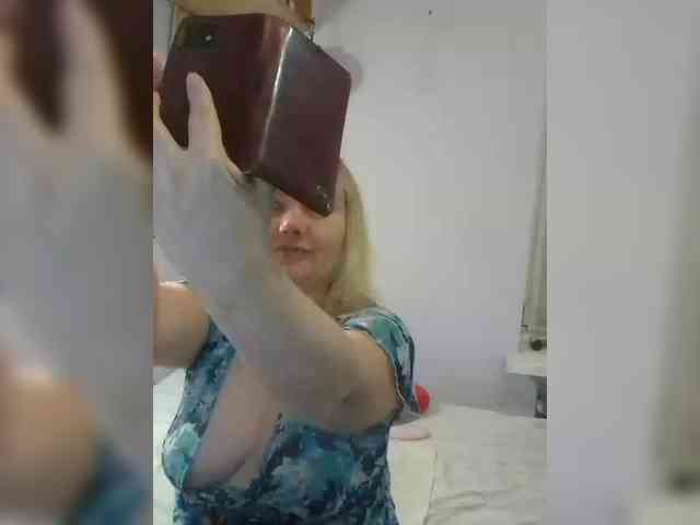LucyAlexis webcam