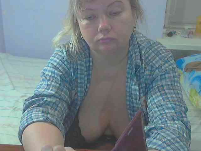 LucyAlexis webcam