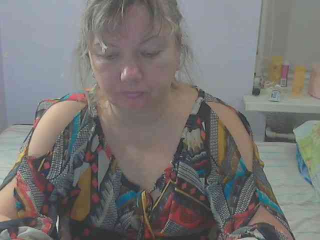 LucyAlexis webcam
