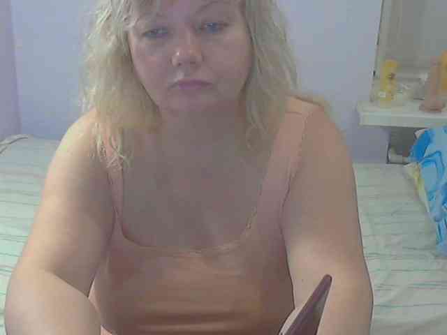 LucyAlexis webcam