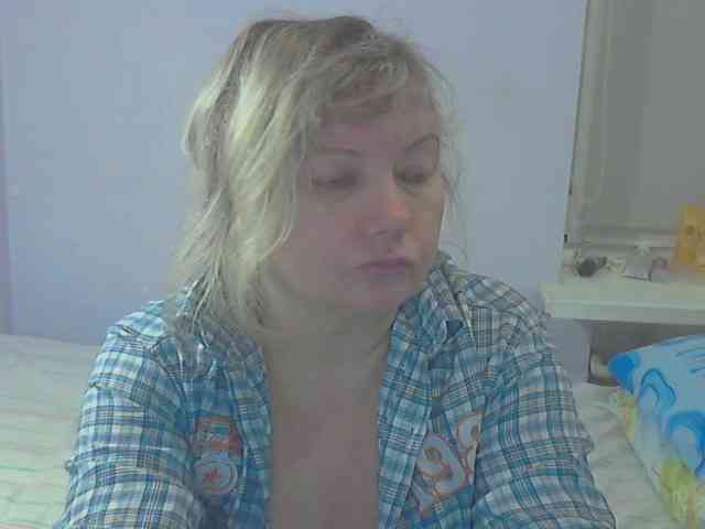 LucyAlexis webcam