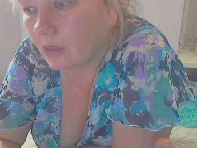 LucyAlexis webcam