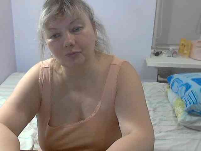 LucyAlexis webcam