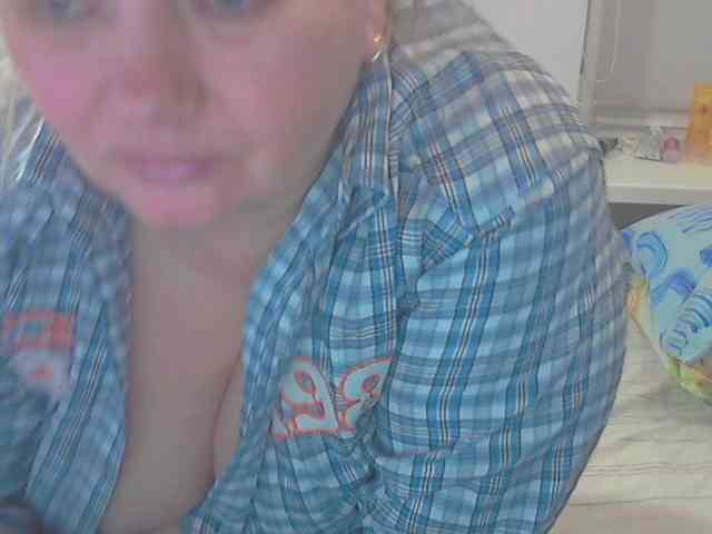 LucyAlexis webcam