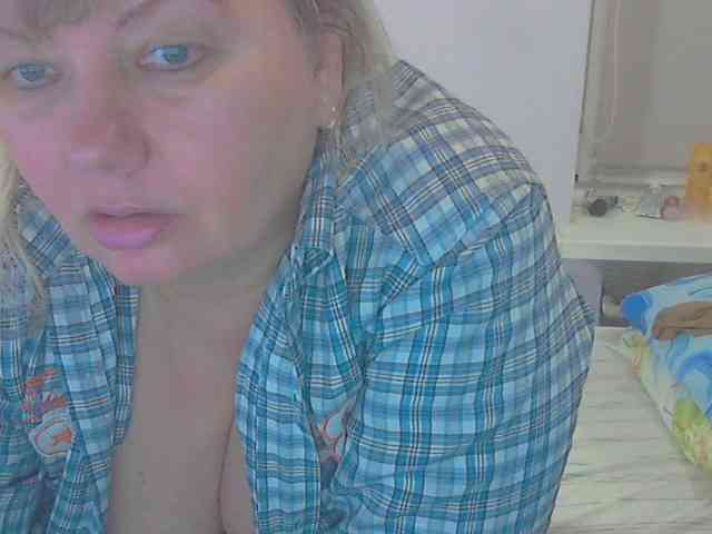 LucyAlexis webcam