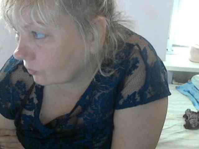 LucyAlexis webcam