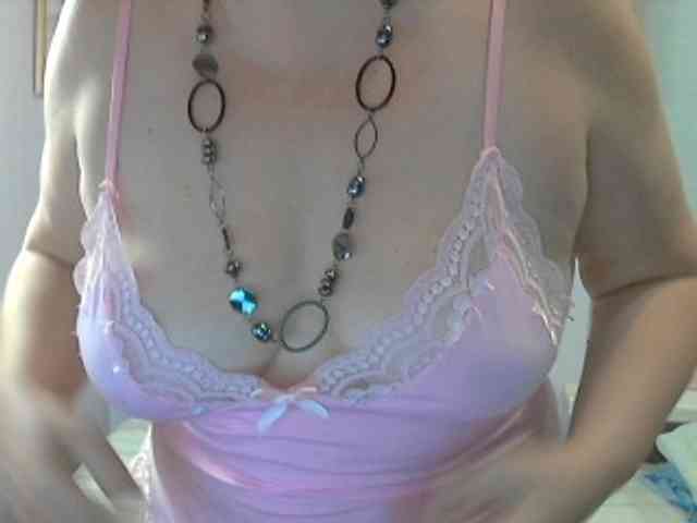 LucyAlexis webcam