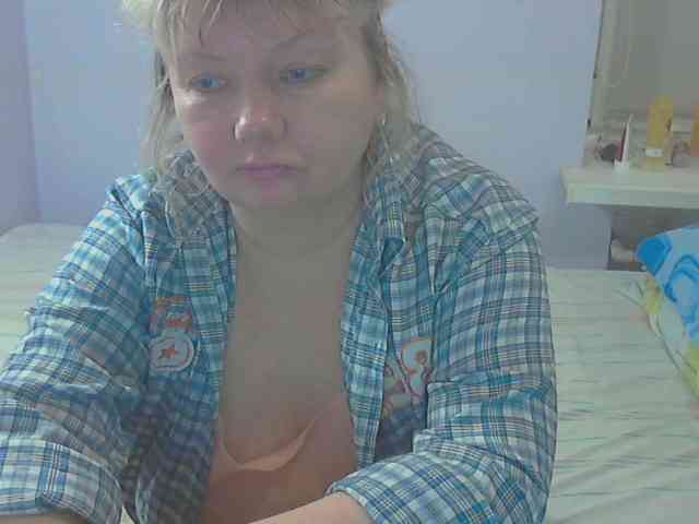 LucyAlexis webcam