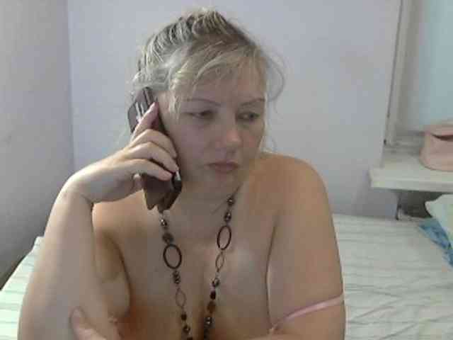 LucyAlexis webcam