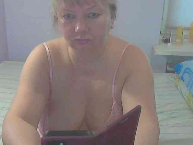 LucyAlexis webcam