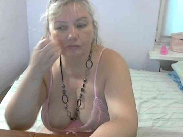 LucyAlexis Live Webcam on BongaCams