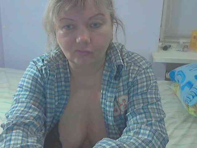 LucyAlexis webcam