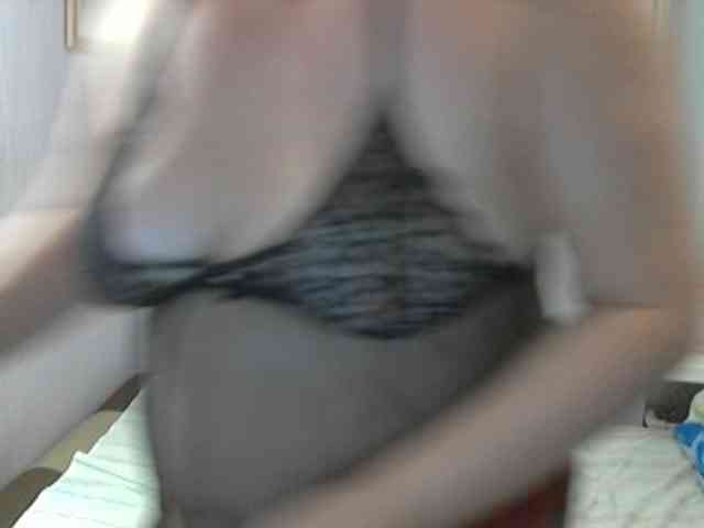 LucyAlexis webcam