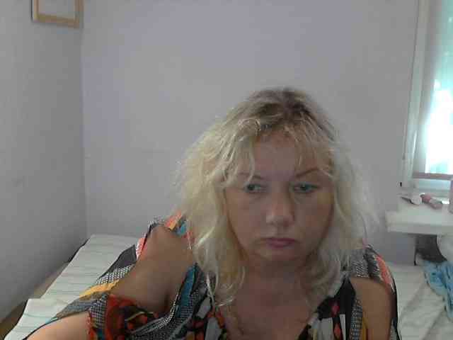LucyAlexis webcam