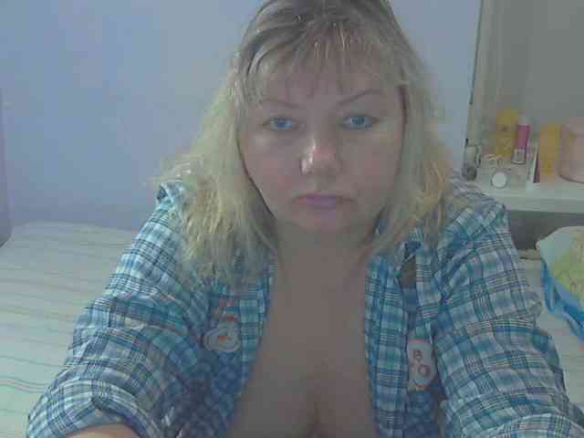LucyAlexis webcam