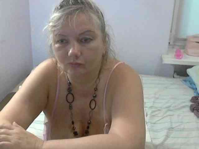 LucyAlexis webcam