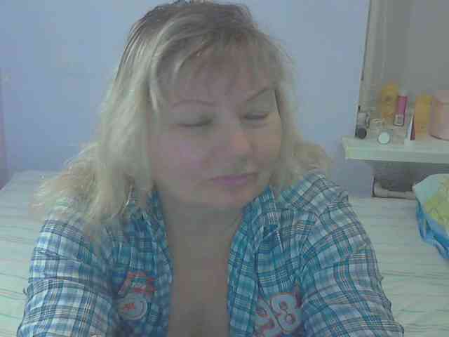 LucyAlexis webcam
