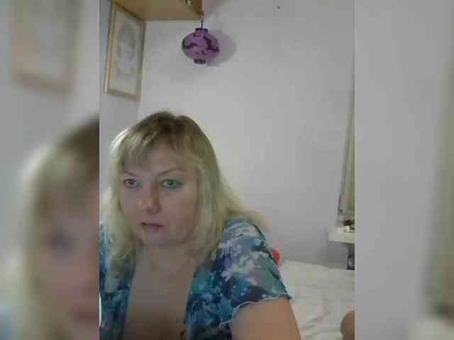 LucyAlexis webcam