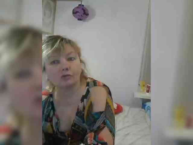 LucyAlexis webcam
