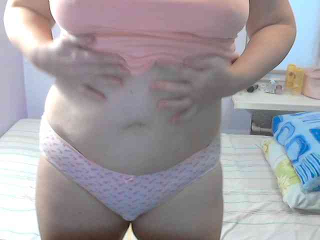 LucyAlexis webcam