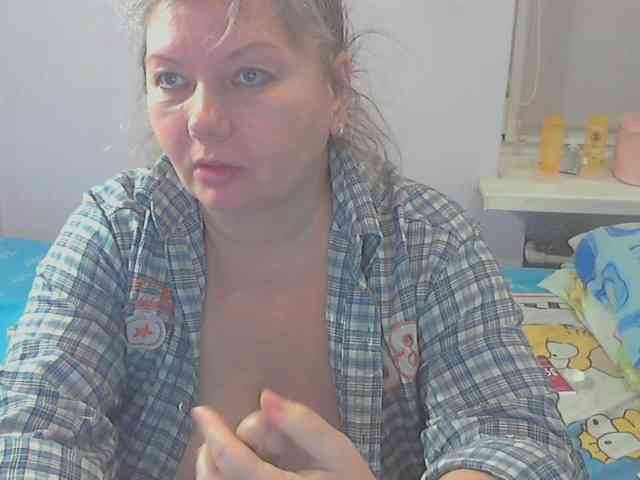 LucyAlexis LucyAlexis