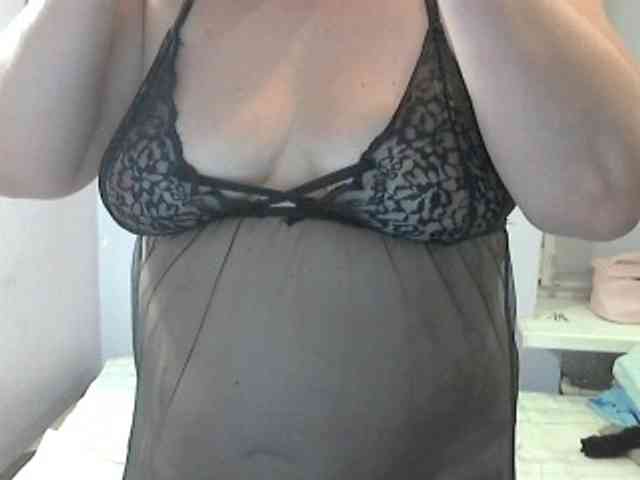 LucyAlexis webcam