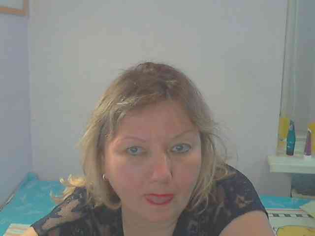 LucyAlexis webcam