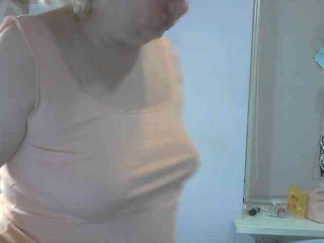 LucyAlexis webcam