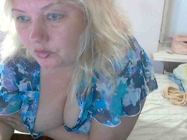 LucyAlexis webcam