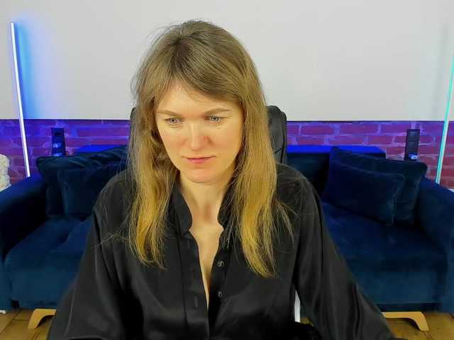 Annabel-xxx's BongaCams show and profile