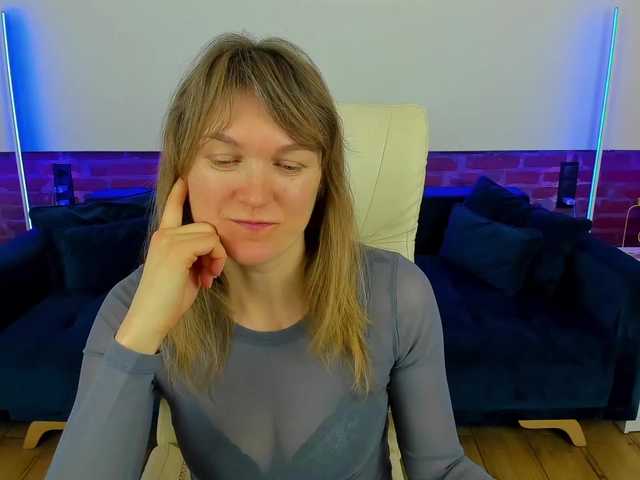 Annabel-xxx's BongaCams show and profile