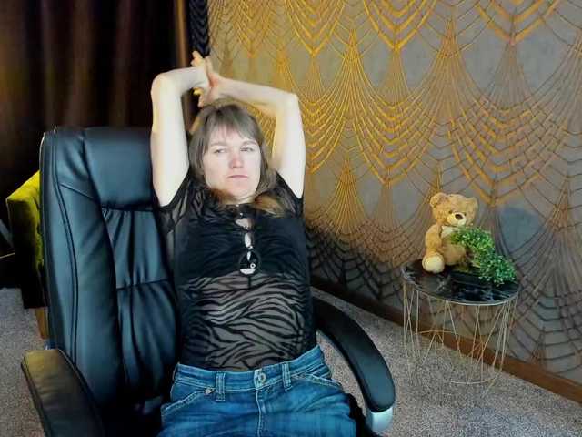 Annabel-xxx's BongaCams show and profile