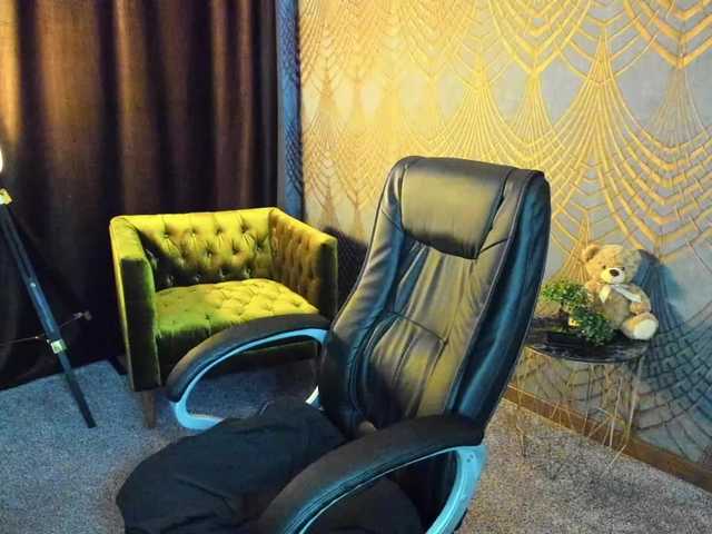 Annabel-xxx's BongaCams show and profile