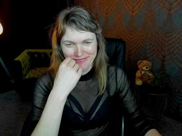 Annabel-xxx's BongaCams show and profile