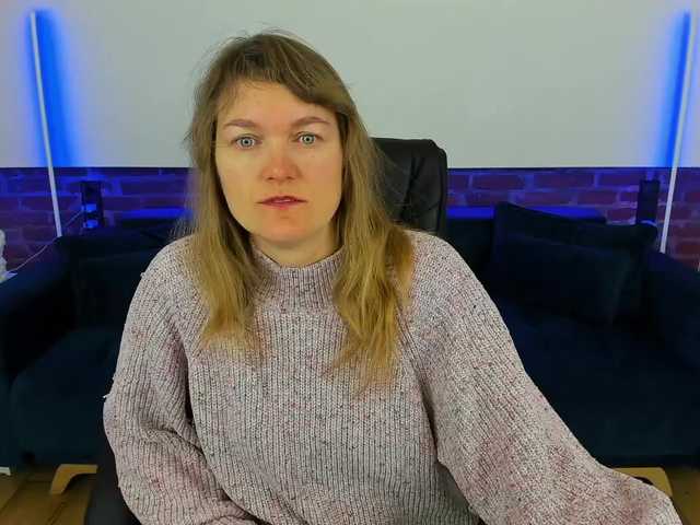 Annabel-xxx's BongaCams show and profile