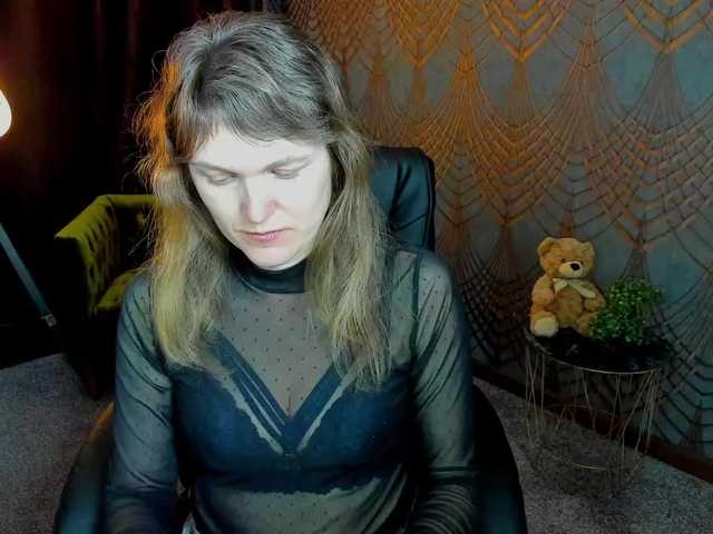 Annabel-xxx's BongaCams show and profile