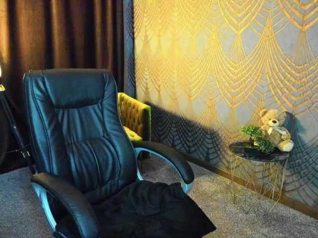 Annabel-xxx's BongaCams show and profile