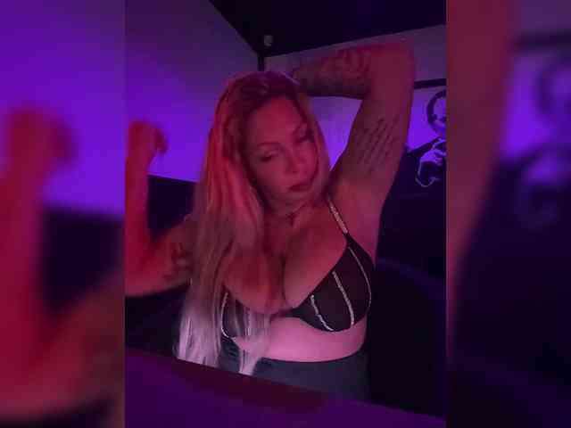 sunnywhite webcam