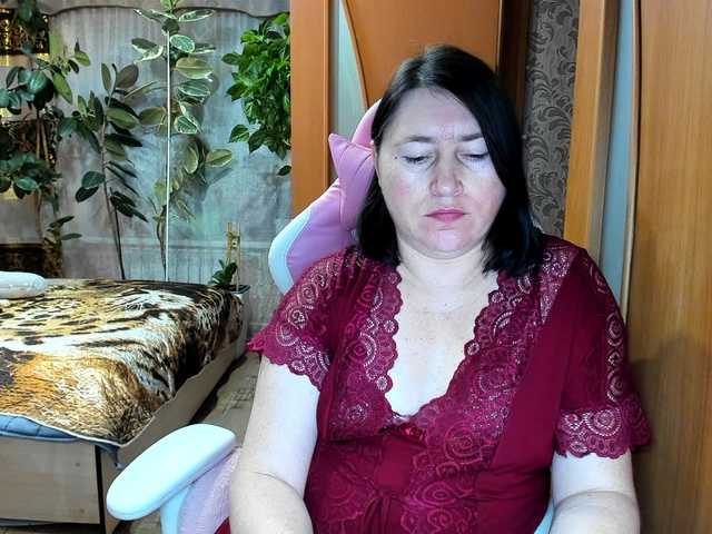 Lola18111's BongaCams show and profile