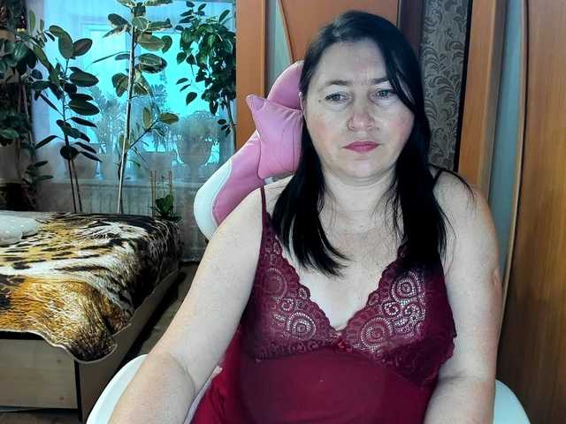 Lola18111's BongaCams show and profile