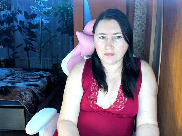 Lola18111's BongaCams show and profile