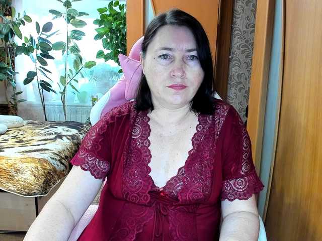 Lola18111's BongaCams show and profile