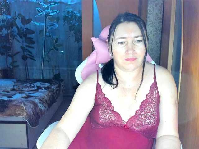 Lola18111's BongaCams show and profile