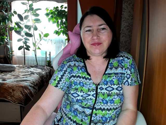 Lola18111's BongaCams show and profile